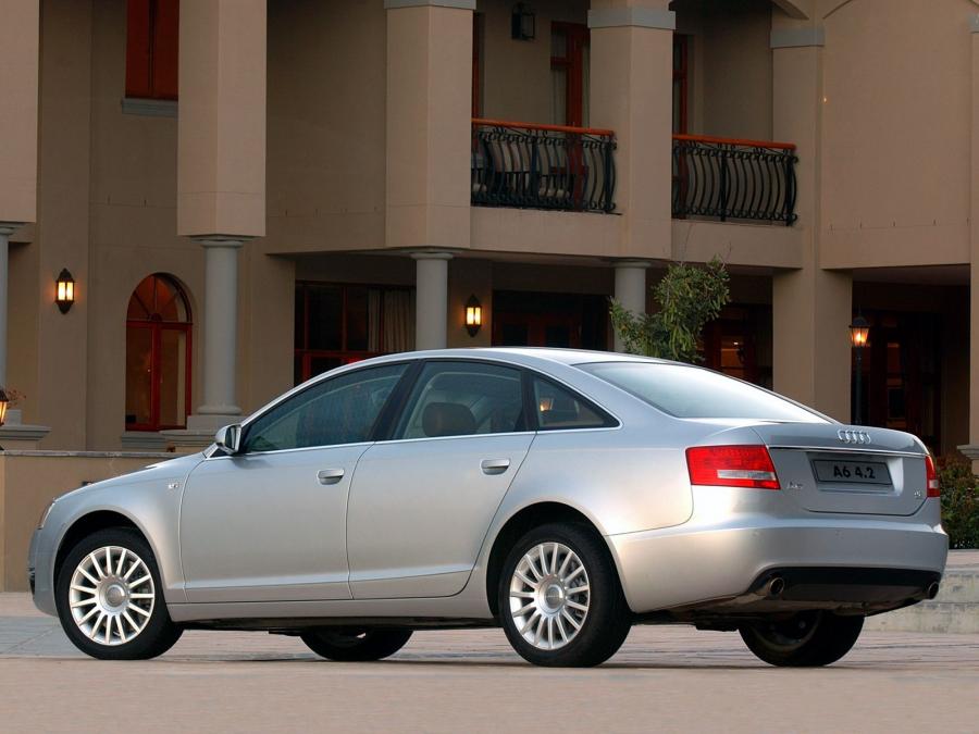  Audi A6 4.2 Quattro Sedan (4F, C6) 2005 года  (ZA) (фото 11 из 13)